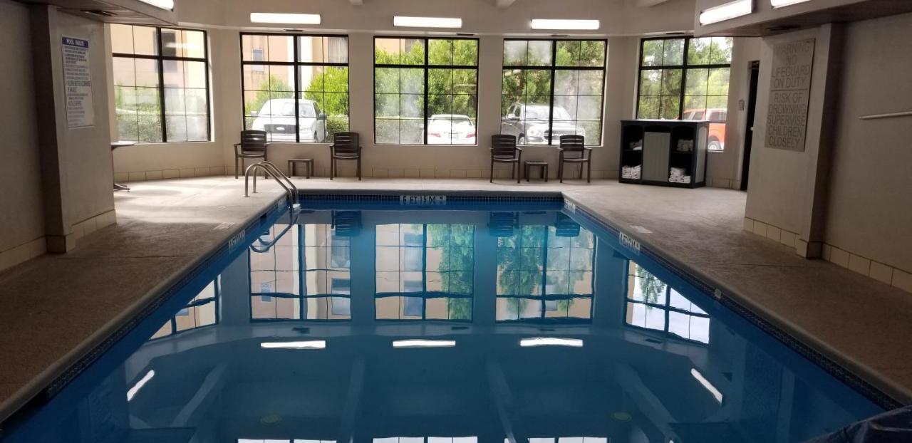 Country Inn & Suites By Radisson, Canton, Ga Buitenkant foto